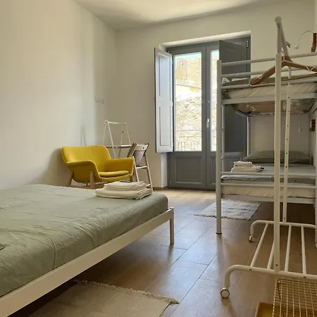 Holiday home Carrozza 193 *